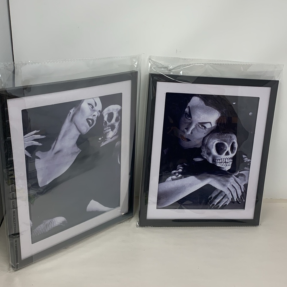 3 Black & White Halloween Art Print Set Vampira w skull, Bride of Frankenstein - Picture 15 of 16